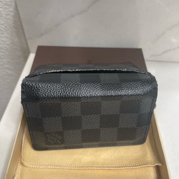 Louis Vuitton Damien Graphite men’s wallet - Picture 3 of 16